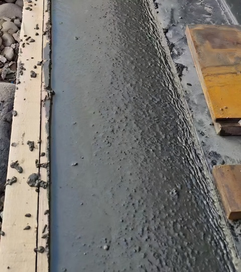 乌兰浩特民房加固 危房改造 加固砖混加固材料 高延性混凝土施工说明